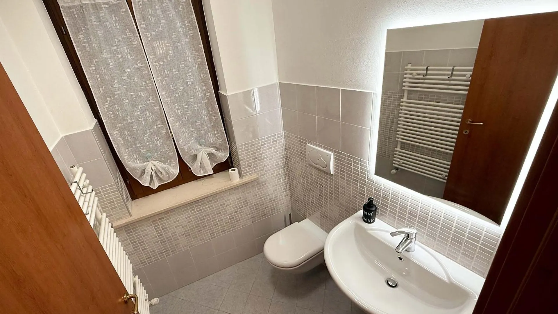 بيت للعطل Gm Apartment سوماكامبانا
